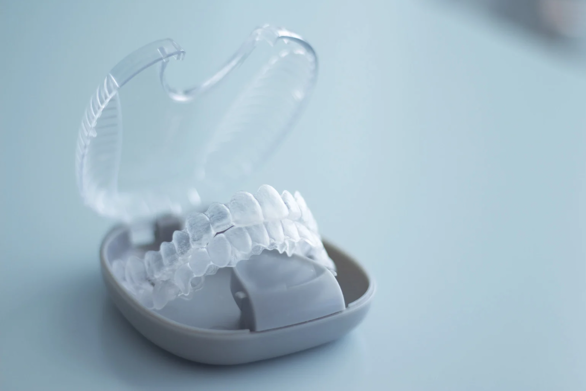 🦷マウスピース矯正の効果を高める「チューイ」とは?🦷